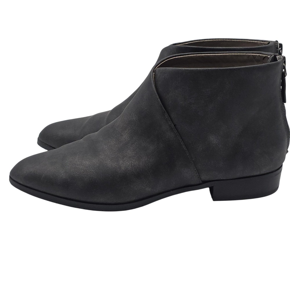 Array Boots Womens‎ Size 9 Gray Faux Leather Ankle Booties Pointed Toe Back Zip